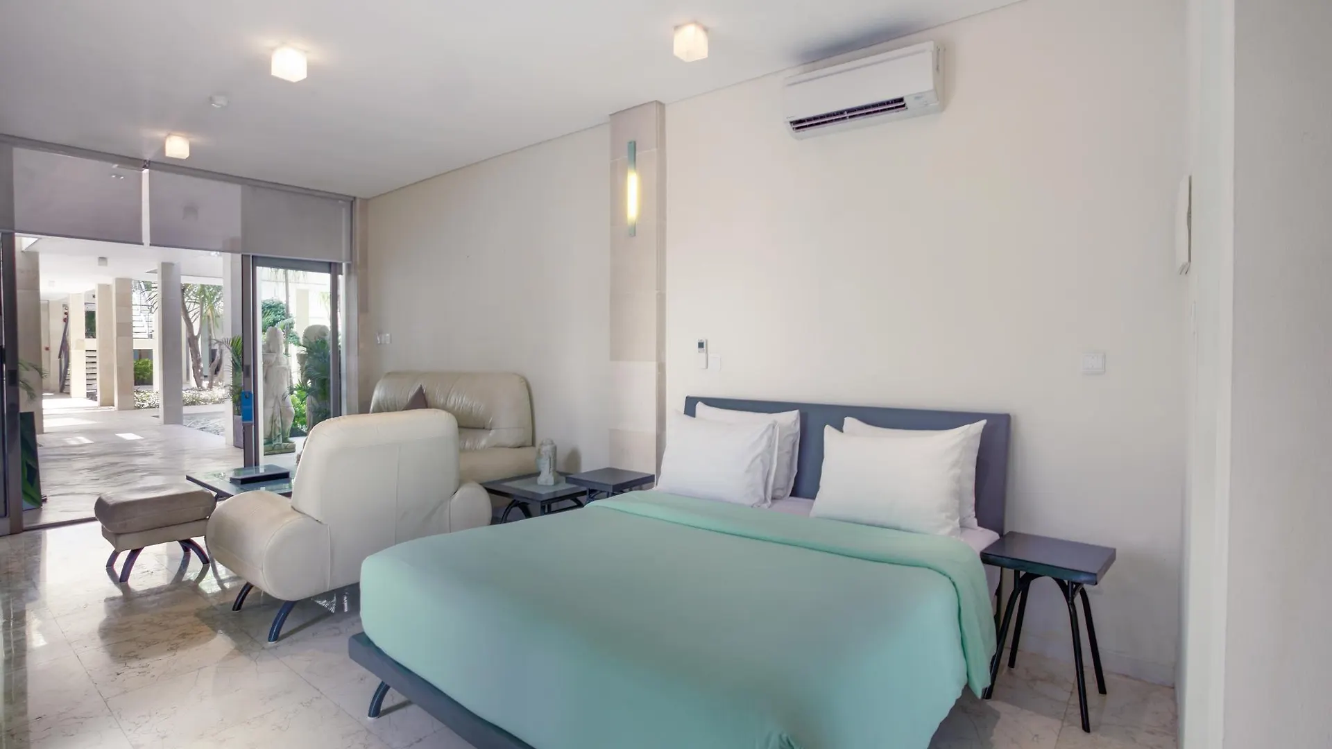 Furamaxclusive Ocean Beach Seminyak Bali Legian Hotel
