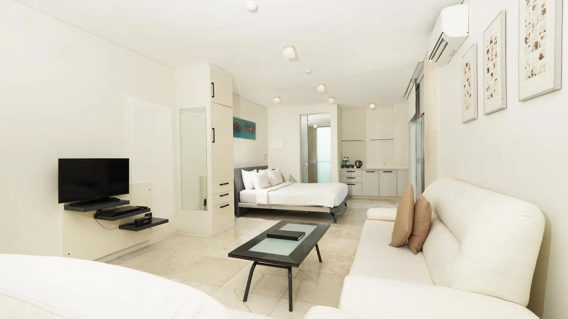 Hotel Furamaxclusive Ocean Beach Seminyak Bali Legian