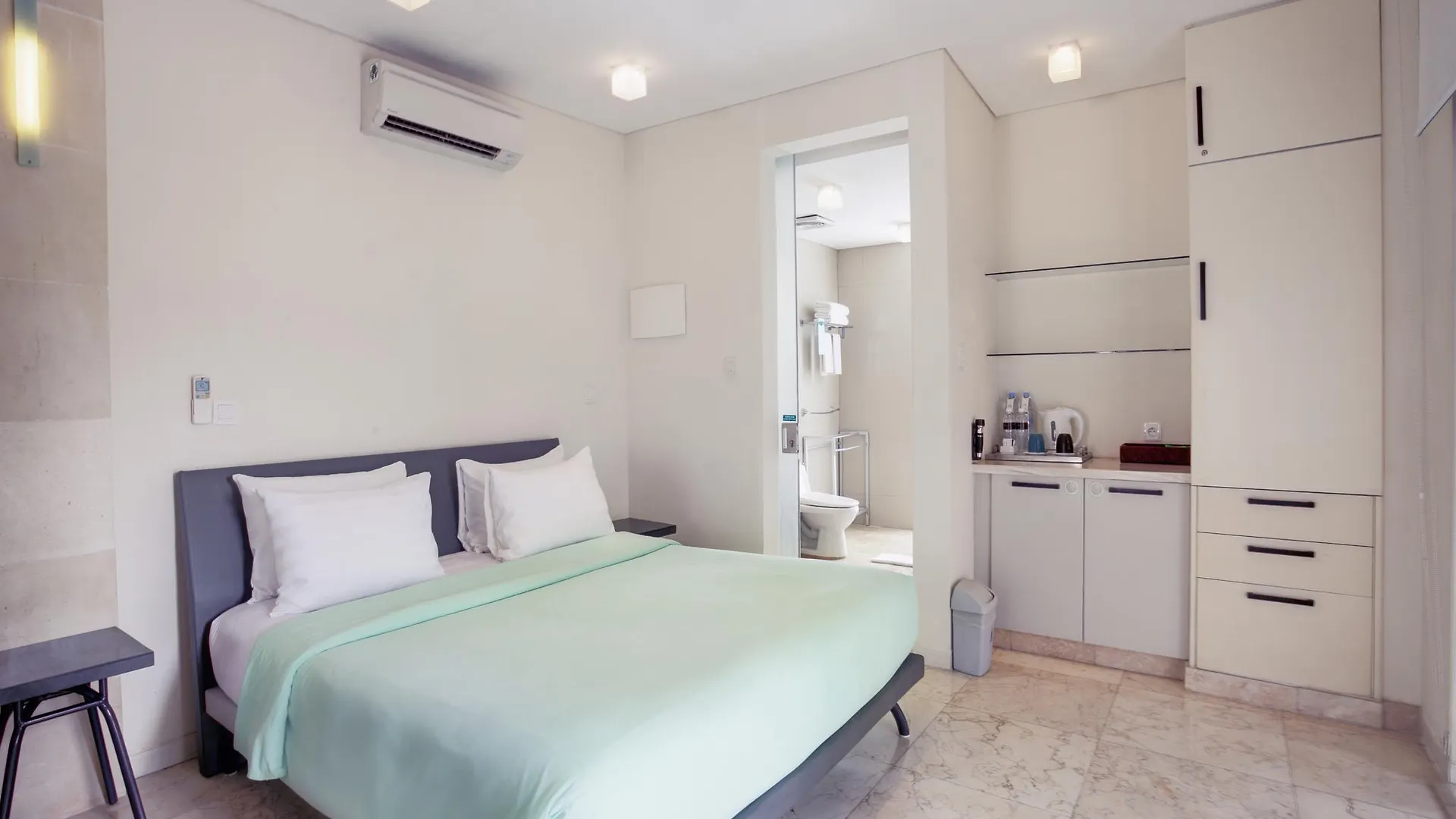 ***** Hotel Furamaxclusive Ocean Beach Seminyak Bali Legian Indonezja