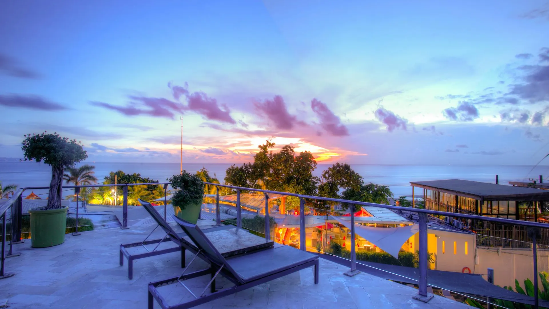 Furamaxclusive Ocean Beach Seminyak Bali Legian Indonezja