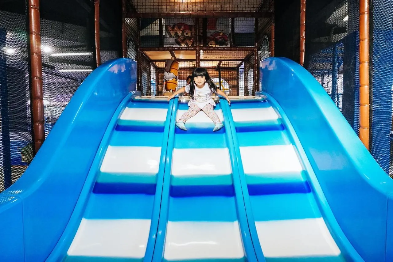 Furamaxclusive Ocean Beach Seminyak Bali Legian 5*,  Indonezja