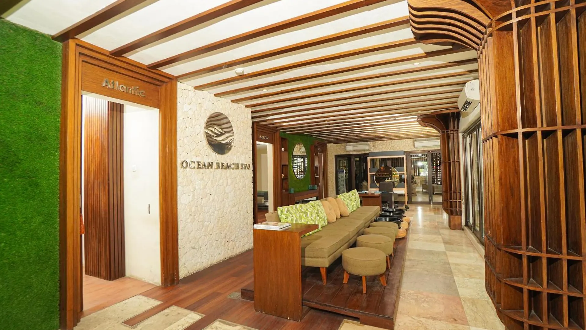 Hotel Furamaxclusive Ocean Beach Seminyak Bali Legian